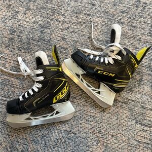 CCM Kids SuperTacks 9350 Skates Size 10